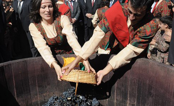 The Areni Wine Festival celebrates Armenia's rich wine-making culture and history (Source: Areni Wine Festival)