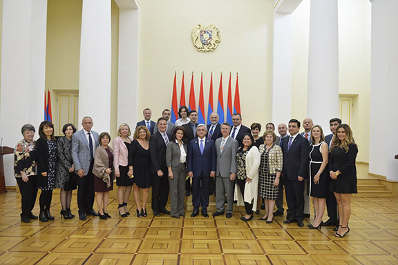 President Serzh Sarkisian welcomes and thanks the medical mission participants
