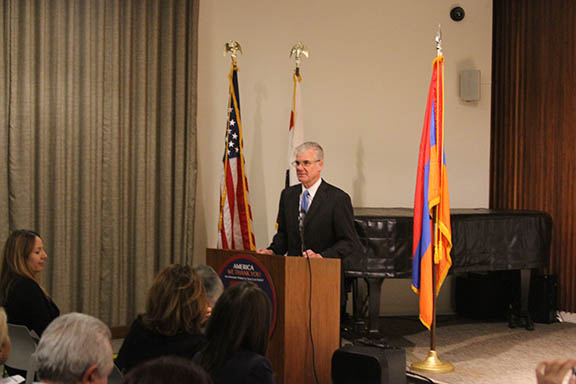 Superintendent of Public Instruction Tom Torlakson