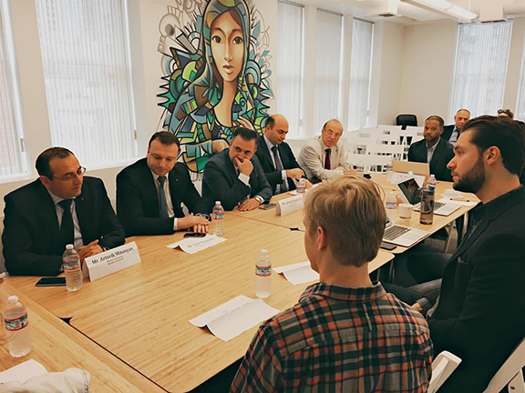 Armenian delegation hosted at Reddit headquarters in San Francisco (Photo: Alexis Ohanian Instagram/Facebook)
