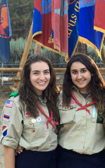 Tamar Deirmendjian (right) and Claudia Leist (Demirjian)