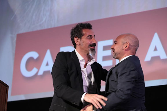 Serj Tankian, recipient of Arpa’s Career Achievement Award with Dr. Eric Esrailian