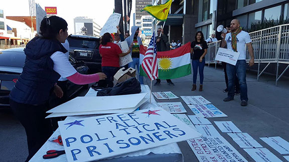 Protesters in front of the Turkish Consulate in Los Angeles (Photo: Razmig Sarkissian)