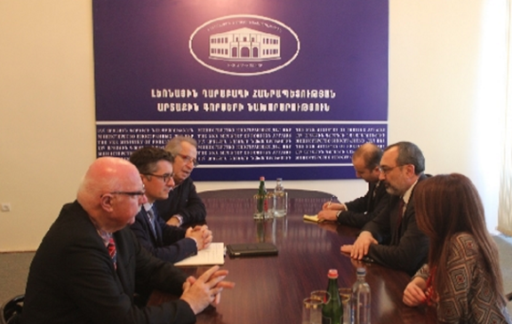 Karen Mirzoyan meeting with French delegation (Photo: nkr.am)