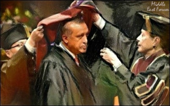 Erdogan with scholars (Source: Middle East Forum)
