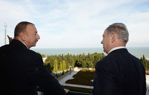 Azeri President Ilham Aliyev (left) with Israel's prime minister Benjamin Netanyahu in Baku on Dec. 13