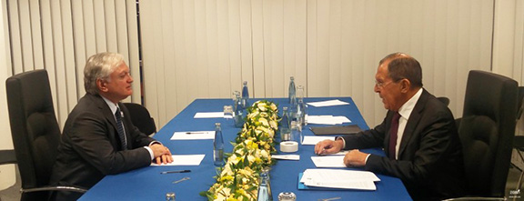 Armenian and Russian Foreign Ministers Nalbandian and Lavrov meet in Hamburg on Thursday (Photo: mfa.am)