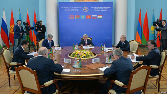 CSTO leaders attend a summit in Yerevan on Oct. 14, 2016 (Photo: Sputnik)