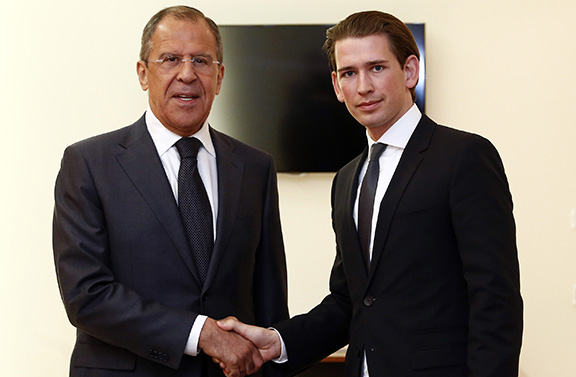 Russian Foreign Minister Sergey Lavrov (left) with OSCE Chairperson-in-Office Sebastian Kurz in 2014 (Photo: AM Russland)