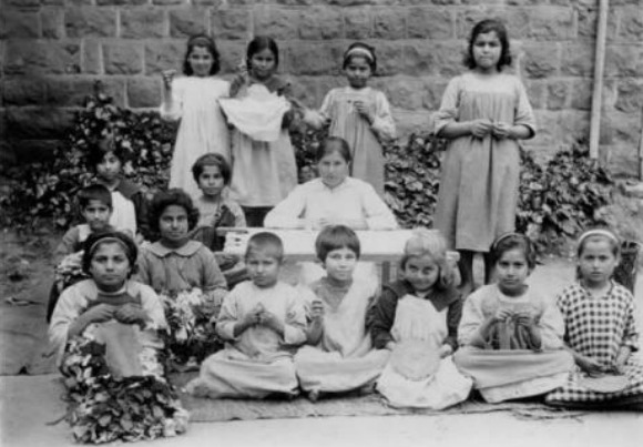 Armenian refugee children in Syria after fleeing Armenian Genocide in Ottoman Turkey (Image: The Armenian Genocide Museum-Institute)